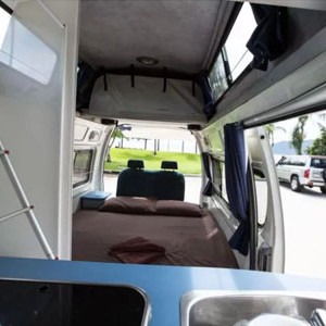 Camperman Paradise HighTop Campervan with T & S – 5 Berth