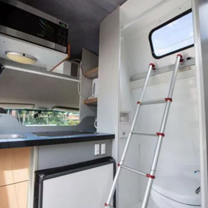 Camperman Paradise S&T Campervan – 5 Berth – internal photo 4