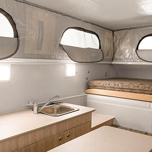 Cheapa 4WD 2 Berth-interior (5)