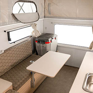 Cheapa 4WD 2 Berth-interior (8)