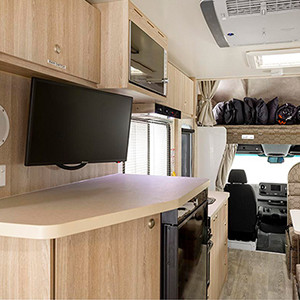 Cheapa Motorhome – 6 Berth-interior (1)