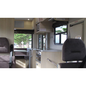 Kea Luxury Motorhome – 6 Berth – interior