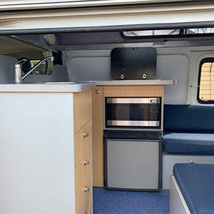 TM Trail Finder HiTop Campervan – 2-3 Berth – kitchen