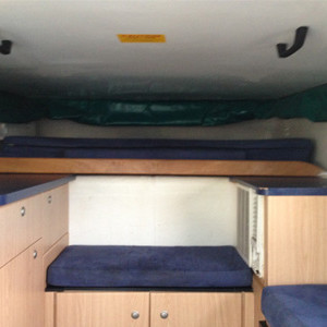 Bargain 4×4 Adventurer – 4 Berth – bed