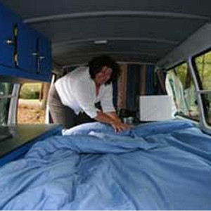 TC Sleepervan Standard – 2 Berth – bed