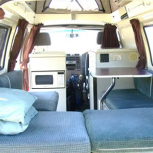 KC Hi-top Campervan – 2 to 3 Berth – internal photo