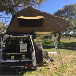 BM 4WD Landcruiser – 5 Berth – external photo