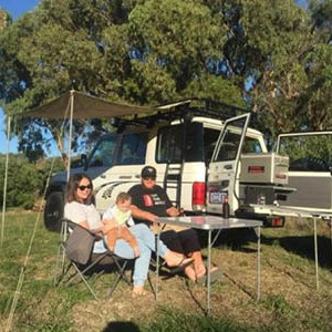 BM 4WD Landcruiser – 5 Berth – external table