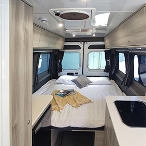 GC Wanderlust Deluxe – 2 Berth-interior (2)