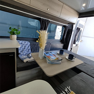 GC Wanderlust Deluxe – 2 Berth-interior (3)