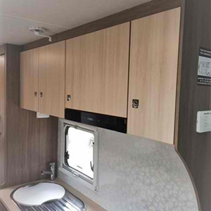 Serenity Conquest Slideout Motorhome – 5 Berth – sink