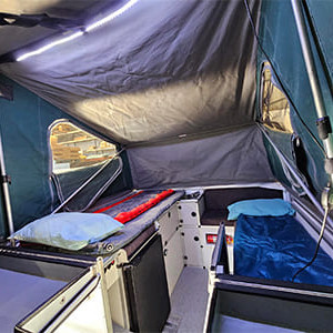 BB 4WD Campervan – 3-4 Berth-interior (3)