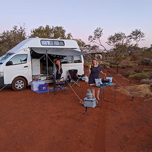 bc-hitop-camper-2wd-5-berth-exterior