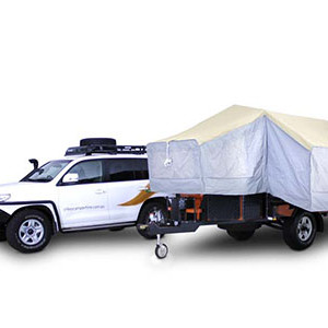 RD 4WD Safari Camper – 5 Berth – Land-Cruiser-Safari-Camper-Studio-1