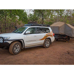 RD 4WD Safari Camper – 5 Berth – external photo (1)