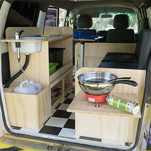 WC Hitop Campervan – 2 Berth – kitchen