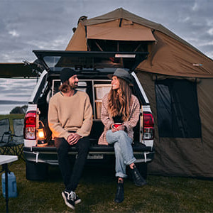 Britz Safari Auto 4WD – 5 Berth-lifestyle (2)