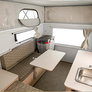 gc-adventure-hilux-4wd-2-berth-interior