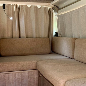 bc-trailfinder-4wd-2-berth-interior