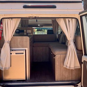 bc-trailfinder-4wd-2-berth-open-rear-door