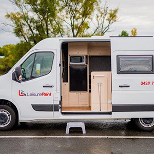 lr-hitop-campervan-2-berth-sliding-door-open