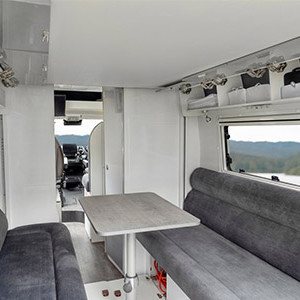 StarRV Polaris Motorhome – 2+2 Berth-interior (1)