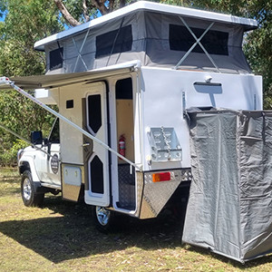 WA 4WD Motorhome – 2 Berth-Exterior-5