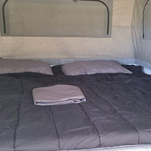 WA 4WD Motorhome – 2 Berth-Interior-5