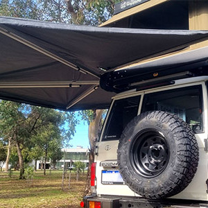 WA 76 Series Landcruiser with Roof Top Tent, Awning & Outdoor Shower 4WD – 2 Berth-exterior (4)