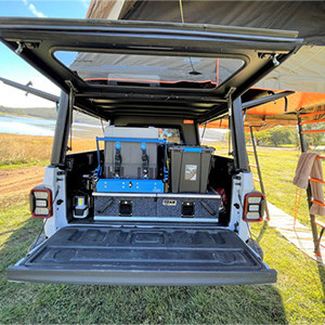 OLJ 4WD Camper – 5 Berth-interior (4)