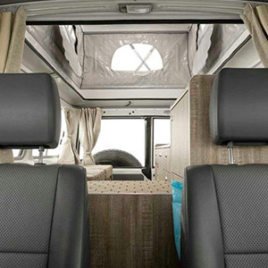 OLL 4WD Camper – 2 Berth-interior (3)