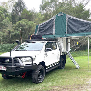 OLT 4WD Camper – 5 Berth (3)