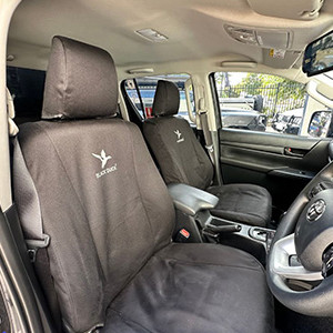 XPL Hilux RTT 4WD – 4 Berth-driver-area