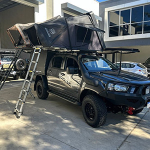 XPL Hilux RTT 4WD – 4 Berth-exterior (2)