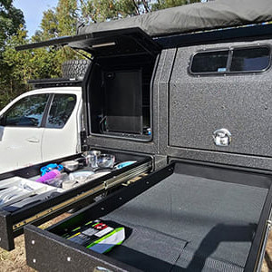 WA HA4WD – 2 Berth-kitchen