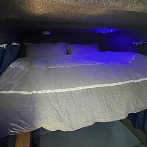 AR Campervan – 4 Berth-bed (4)