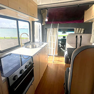 Jucy Chill’d Motorhome – 6 Berth-interior (2)