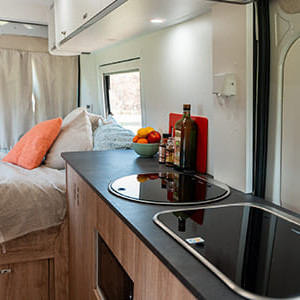 Indie Campers Outback – 2 Berth-kitchen