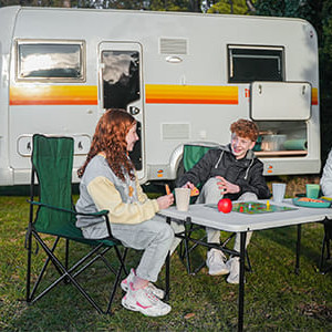 Indie Campers Wander – 4 Berth-camping-chair-and-table